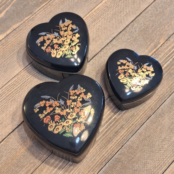 Vintage Celluloid Nesting Heart Shaped Trinket Jewelry Boxes - Picture 1 of 5